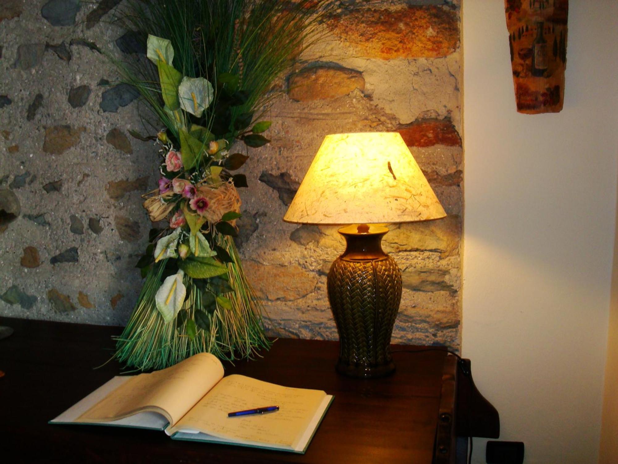 B&B Castello Di Camerletto Caselette Eksteriør bilde